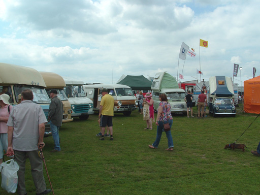 201451803527_newbury_stand.jpg