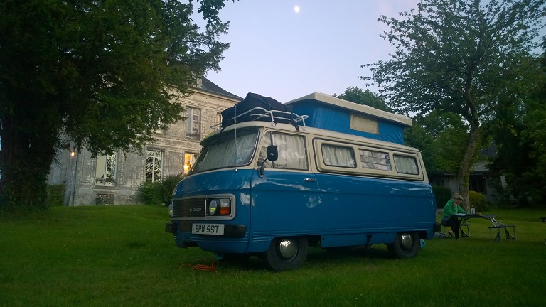 201462316842_2.jpg